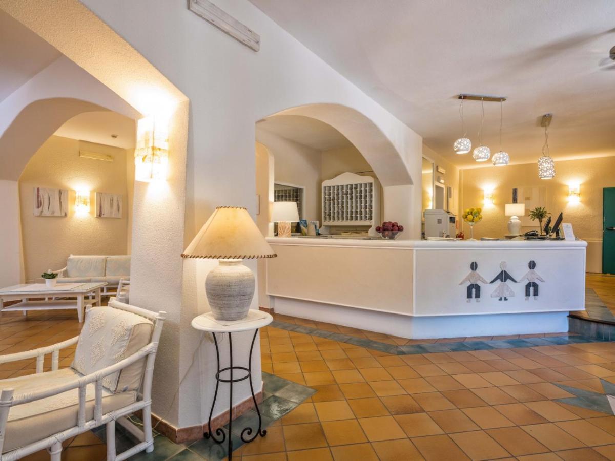 Hotel Rocce Sarde San Pantaleo Exterior photo