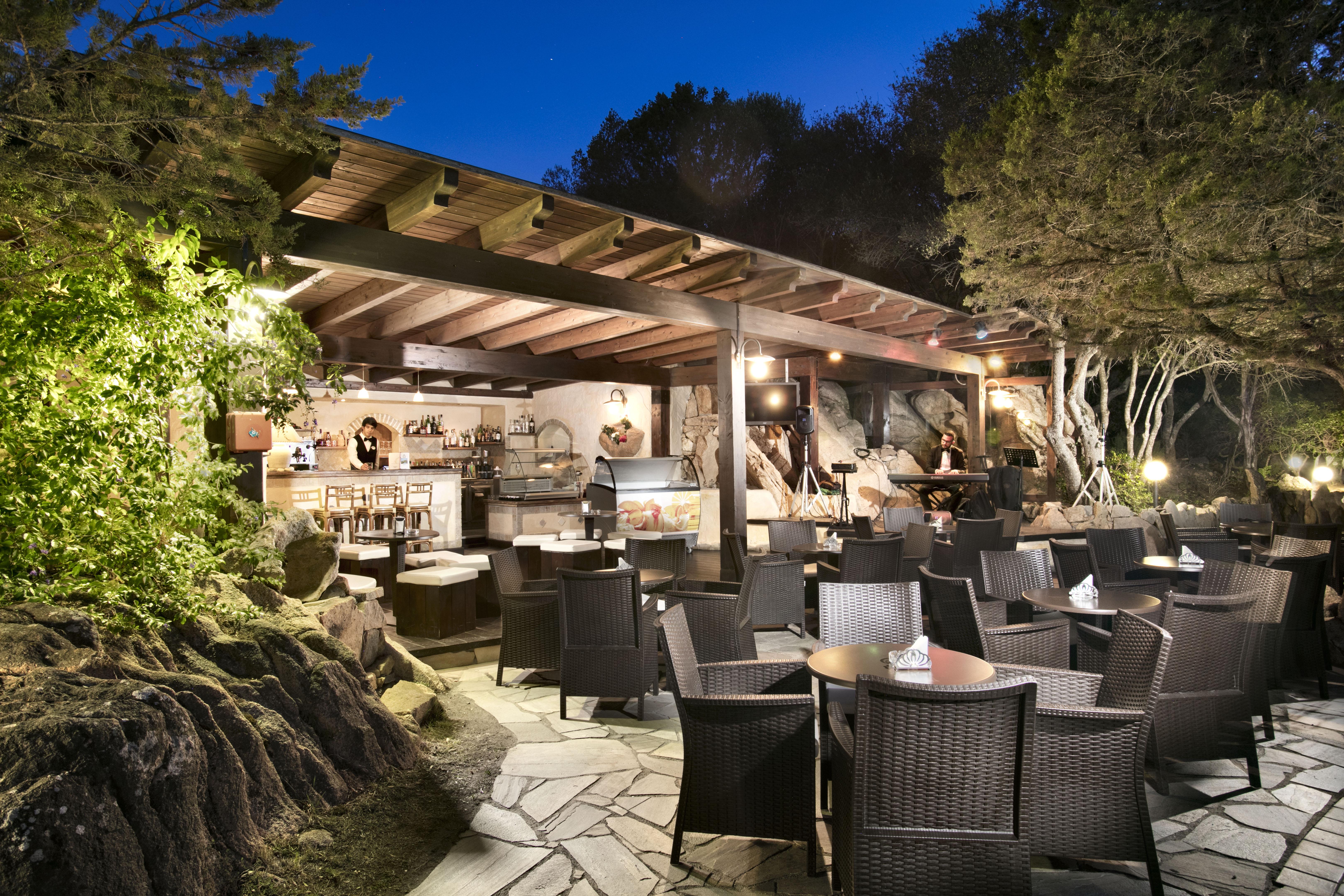 Hotel Rocce Sarde San Pantaleo Exterior photo