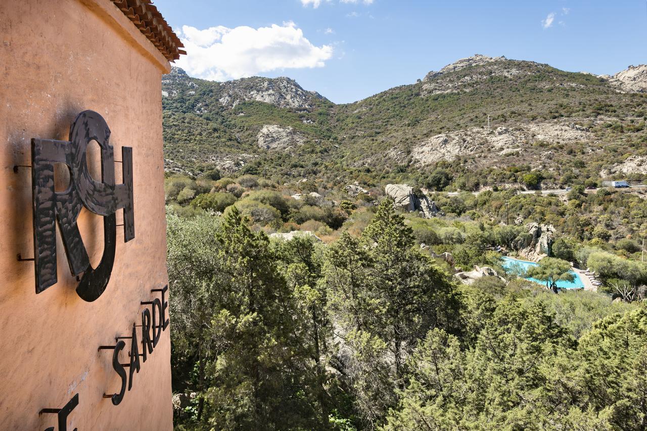 Hotel Rocce Sarde San Pantaleo Exterior photo