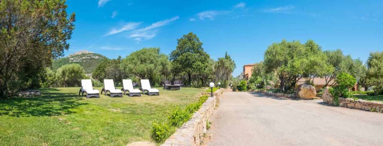 Hotel Rocce Sarde San Pantaleo Exterior photo